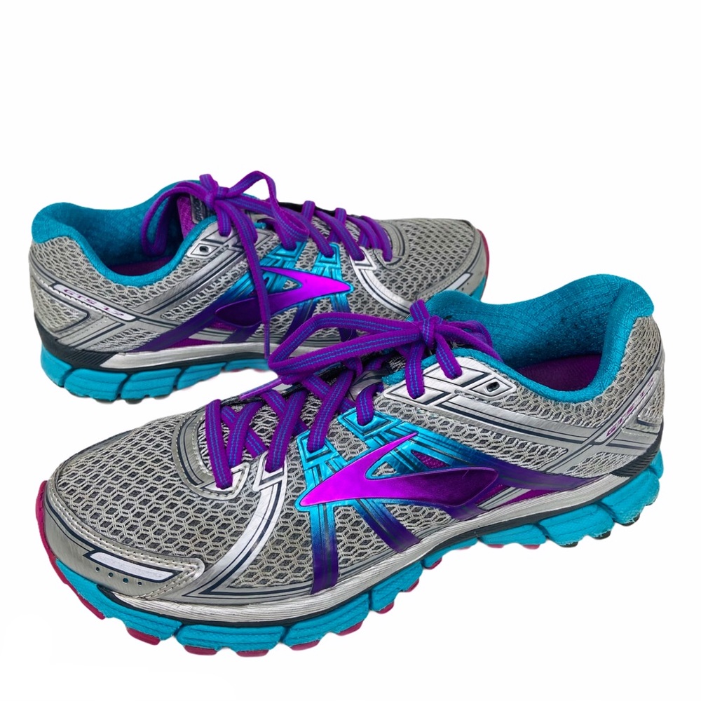 Brooks Adrenaline GTS 17 Running Shoes